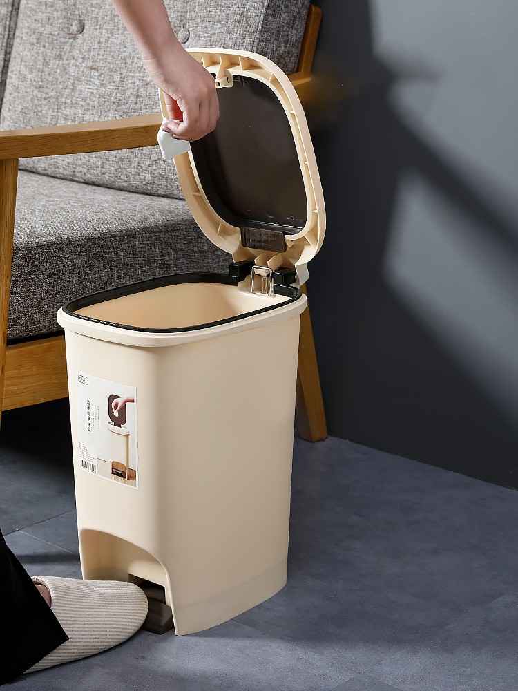 Trash Can