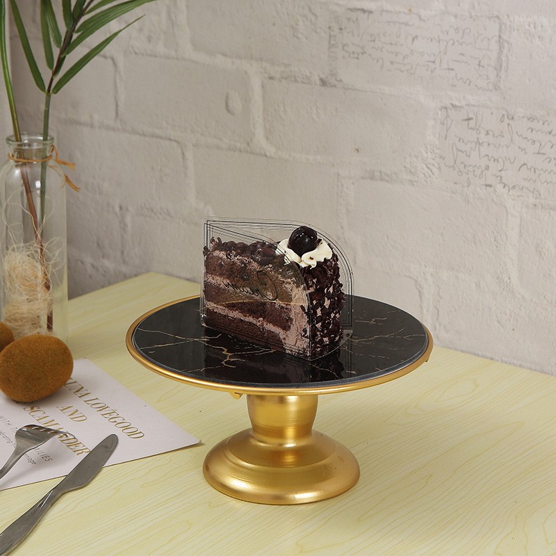 Cake Plinth