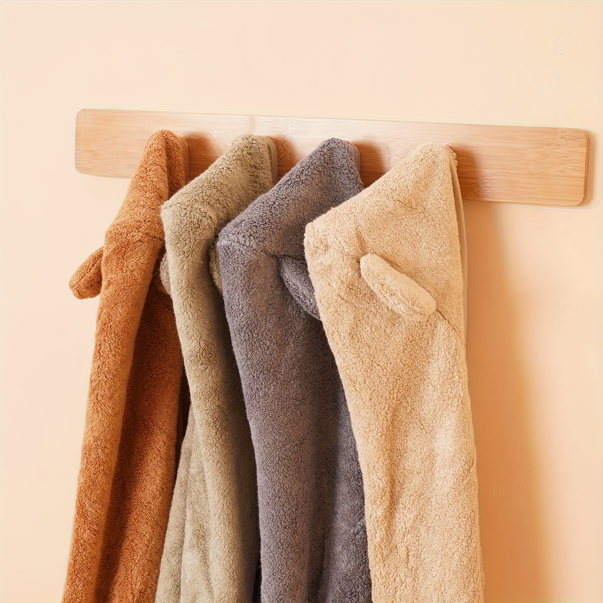 MOVEBO Soft Coral Fleece Bath Towel
