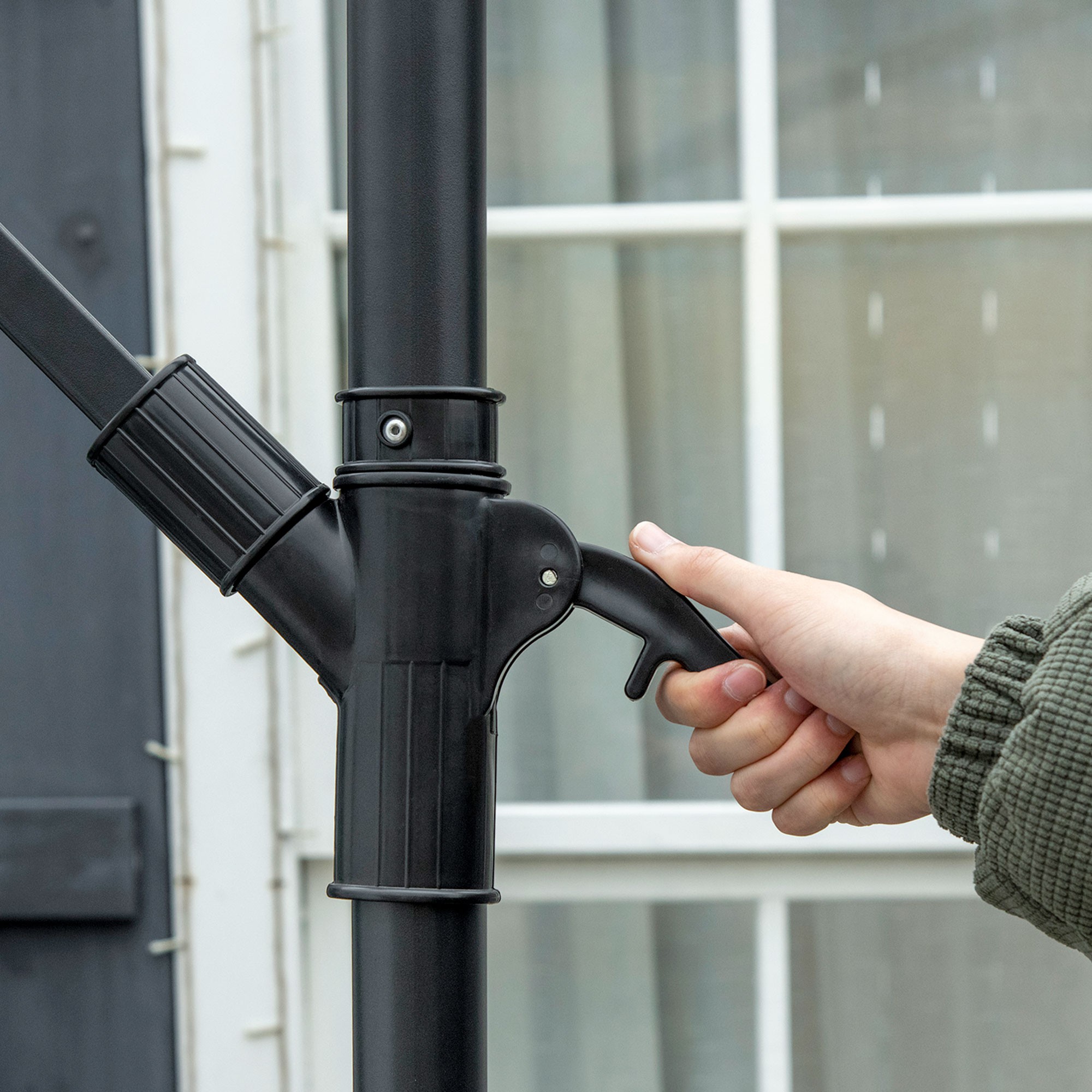 Cantilever Umbrella