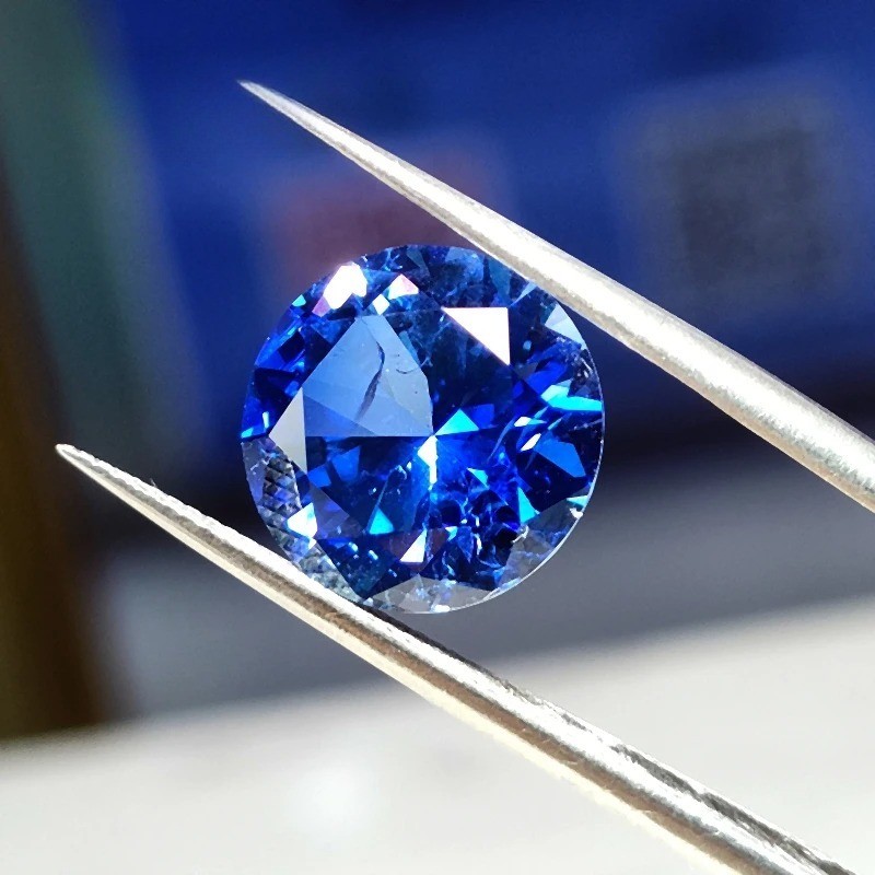 Ethic Diam 0.5-5 Carat Round Blue Stone